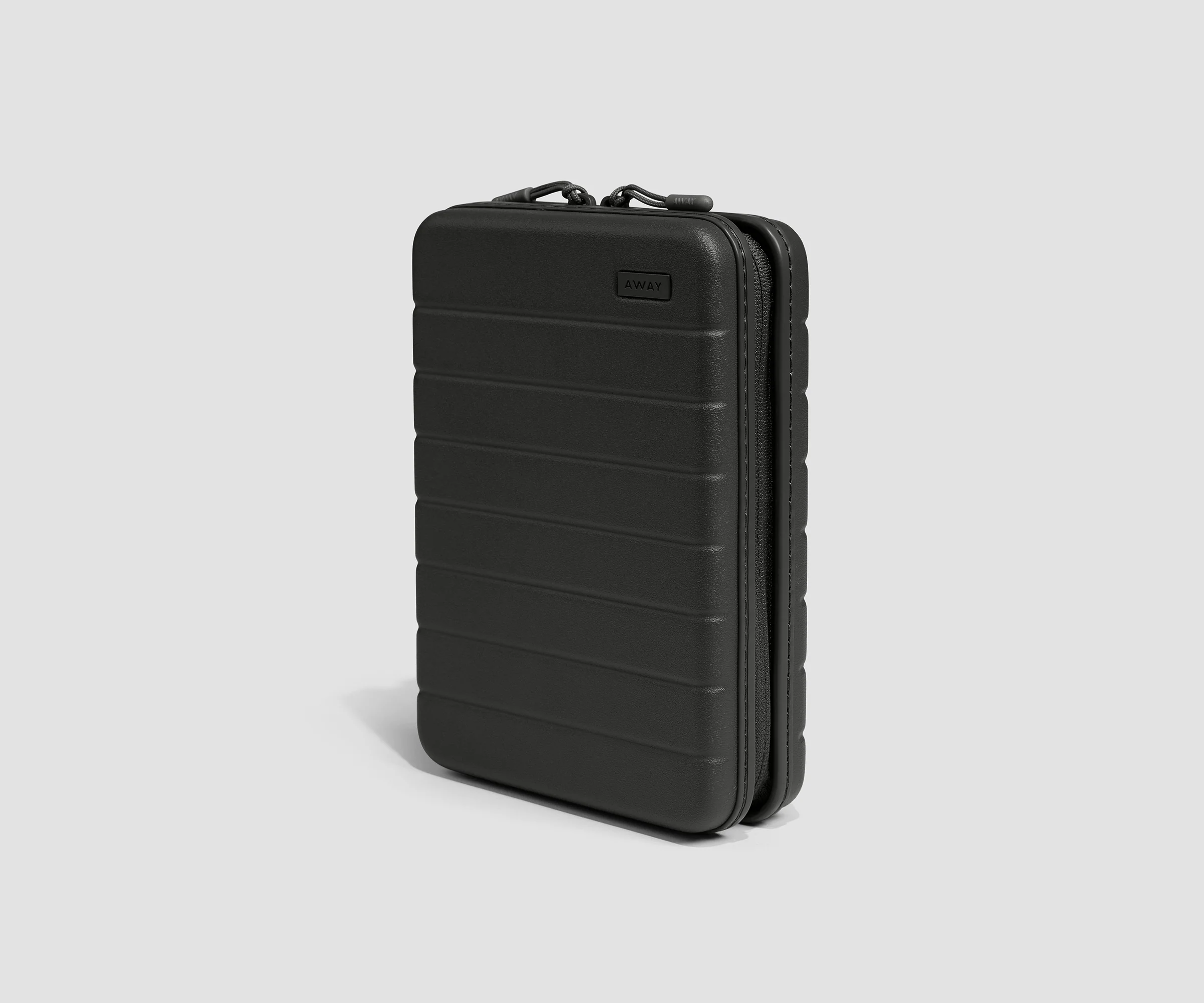 Medium Tech Case in Jet Black